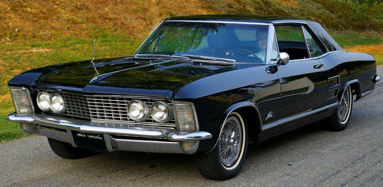 Robert's 1964 Riviera